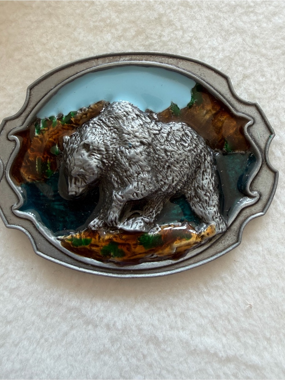 Vintage Grizzly Bear Wildlife Nature Enamel Metal Belt Buckle